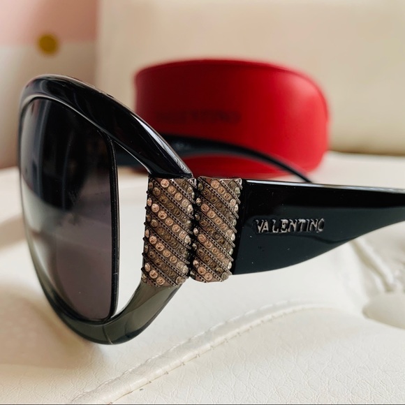 Authentic Valentino Sunglasses - Great Condition - Picture 2 of 7